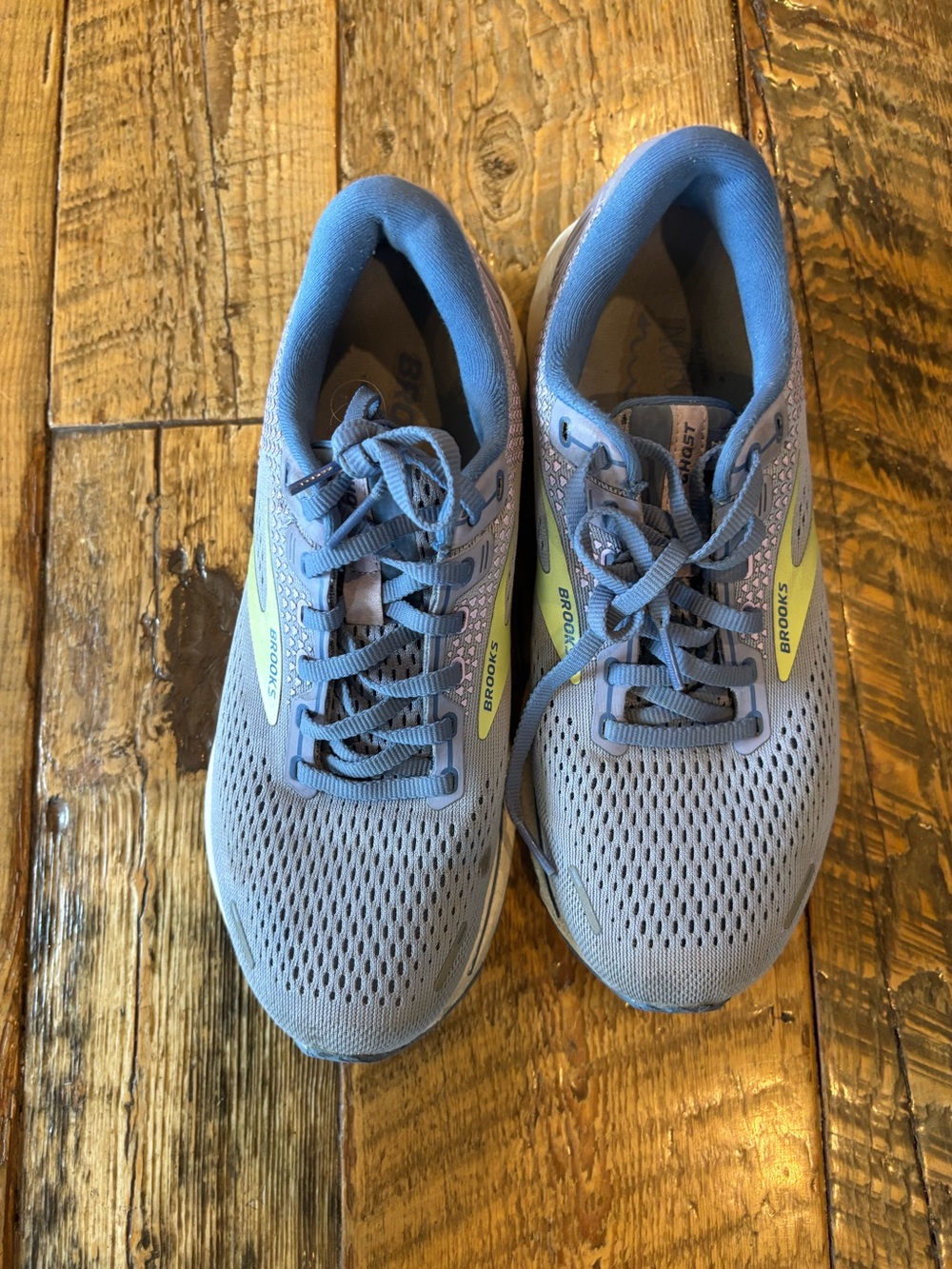 Brooks Light Blue/lavenderRunning Sneakers with Yellow Accents